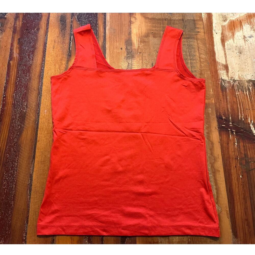 A’nue Ligne Lux Tank Top Women’s Medium Red Elegant Classic Sleeveless